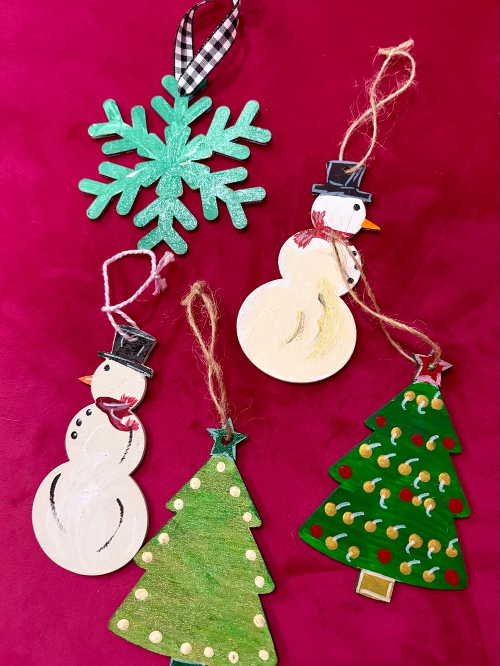 19 pc BUNDLE!! 🌲⛄️ CUSTOM HANDPAINTED & SEALED WOODEN ORNAMENTS